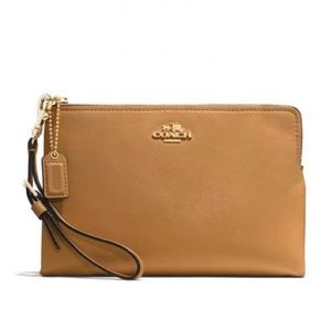 2014 COACH Madison Pouch Wristlet.